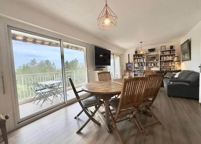 72m² A Saint-raphael Apartmán